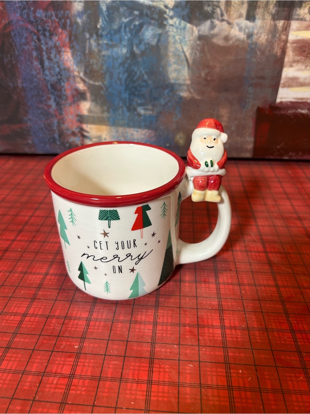 Christmas Mug Santa on Handle 19 oz